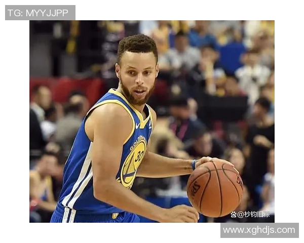 保留节目！小吧直击库里赛前训练 中场三分超高弧线一击命中